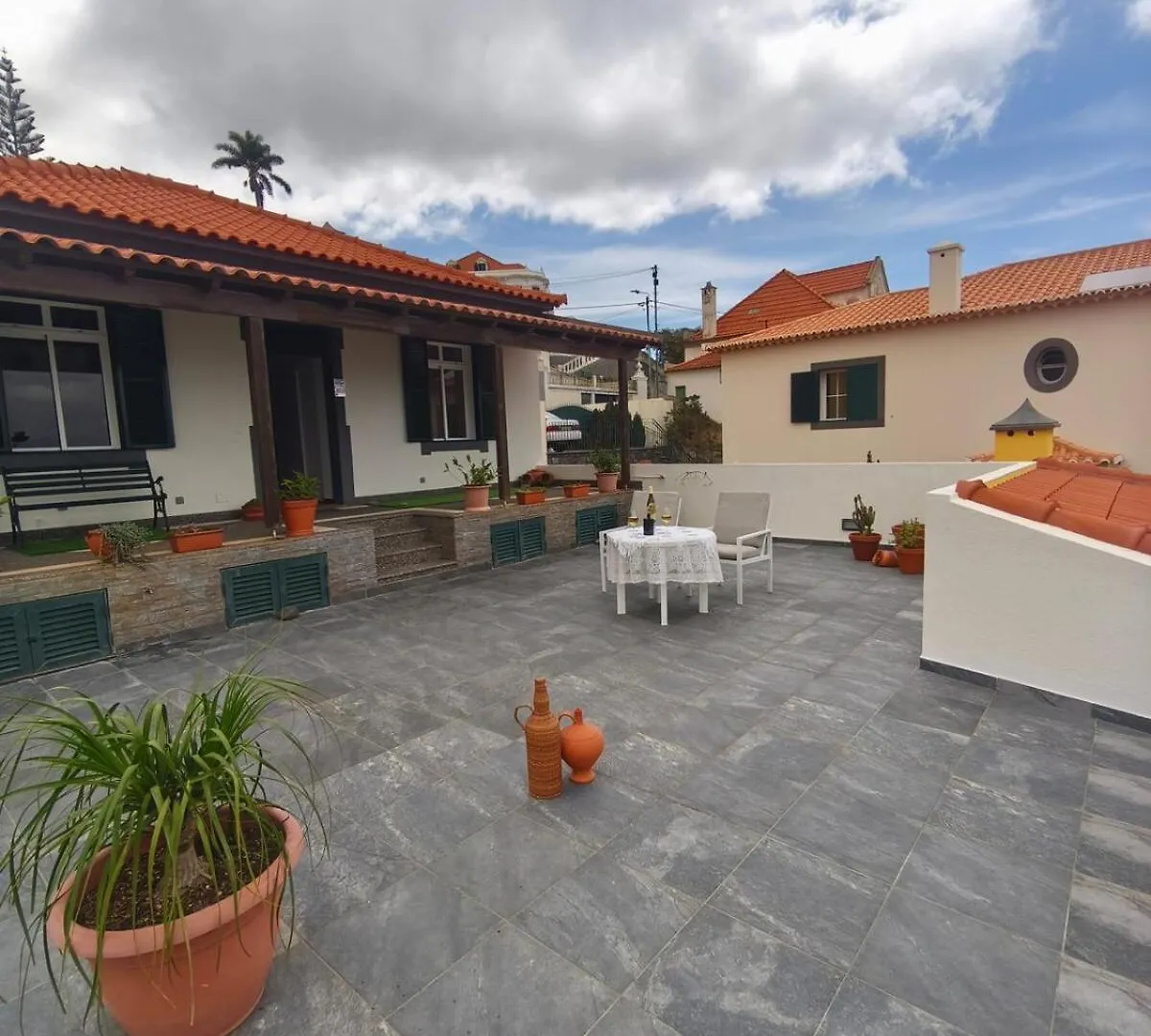 Nosso Mascouto Villa Funchal